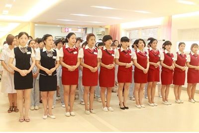 服務(wù)禮儀培訓(xùn)大全，提升農(nóng)副產(chǎn)品餐廳魅力